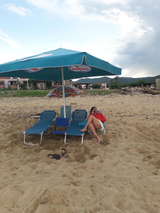 Seafront House With Garden Holiday home *